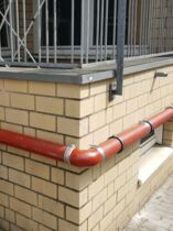 Fallrohre unbedingt rechtzeitig reinigen lassen.